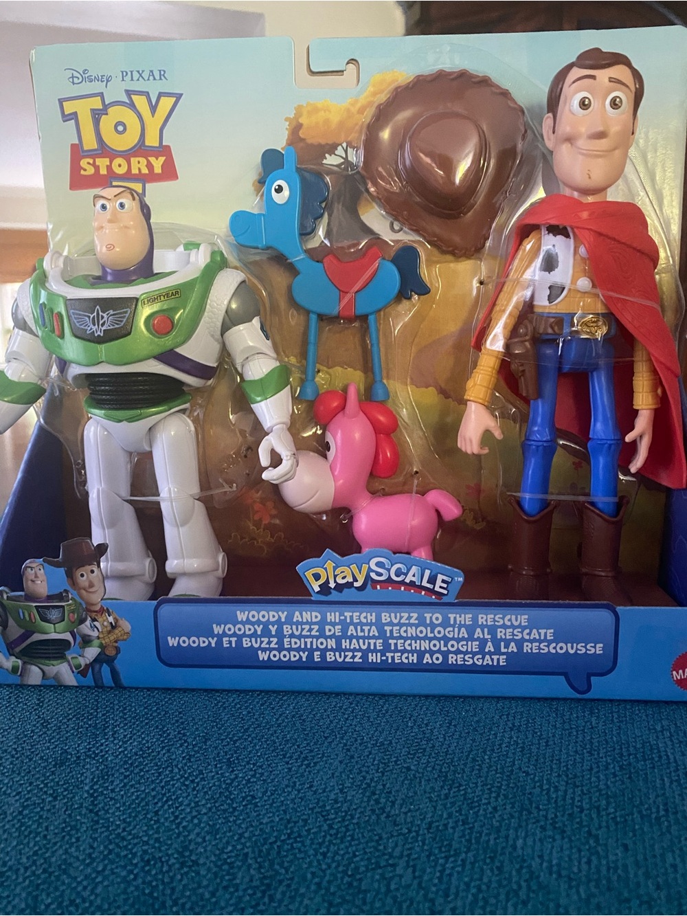 Toy Story Buzz and Woody plus 2 figures